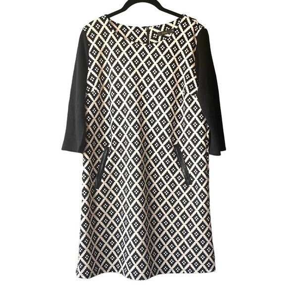 THML Dress Womens Medium Black Cream Midi Knit 3/4 Sleeve Textured Print Ladies - Picture 1 of 16